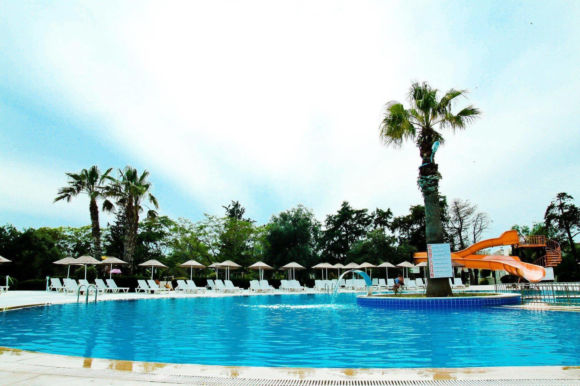 The Holiday Resort Didim Exterior photo